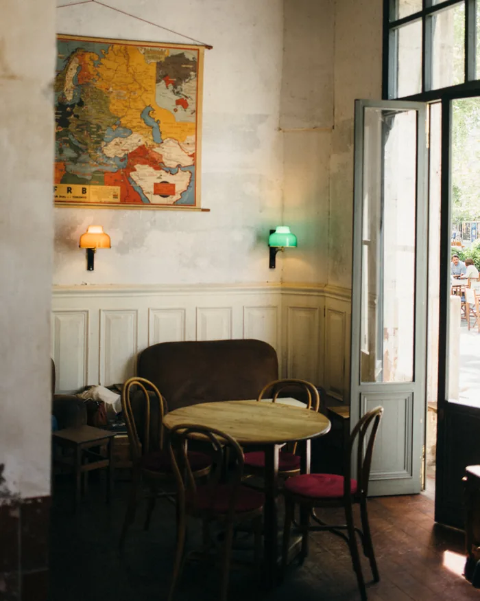 La sala del mapa antiguo, con la luz de la tarde